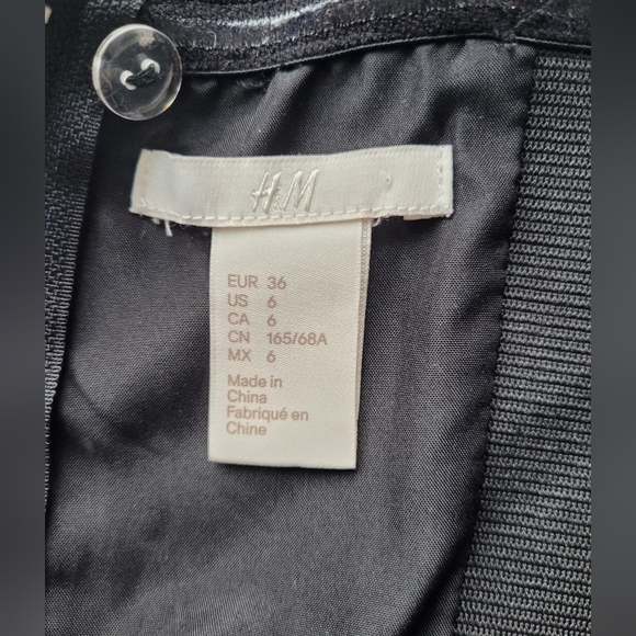 H&M Garden Butterfly Print Jumpsuit, VGUC, Size 6 - Picture 7 of 9